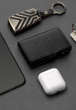 Slide Mini Wallet ‧碳纖真皮Carbon RFID小銀包型卡片盒 - 黑